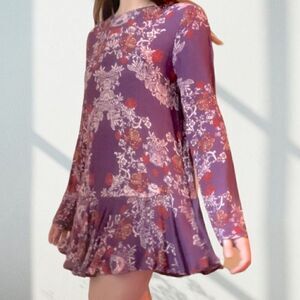 Free People Boho Purple Floral Ruffle Hem Low V-Back Long Sleeves Tunic Dress